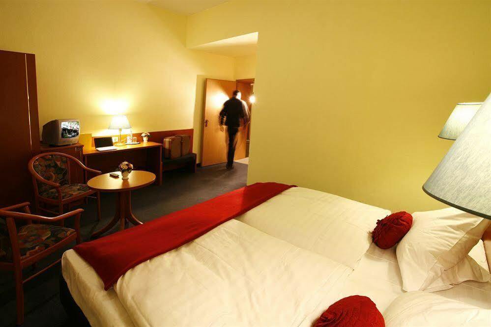 Trip Inn Hotel Schumann Düsseldorf Extérieur photo